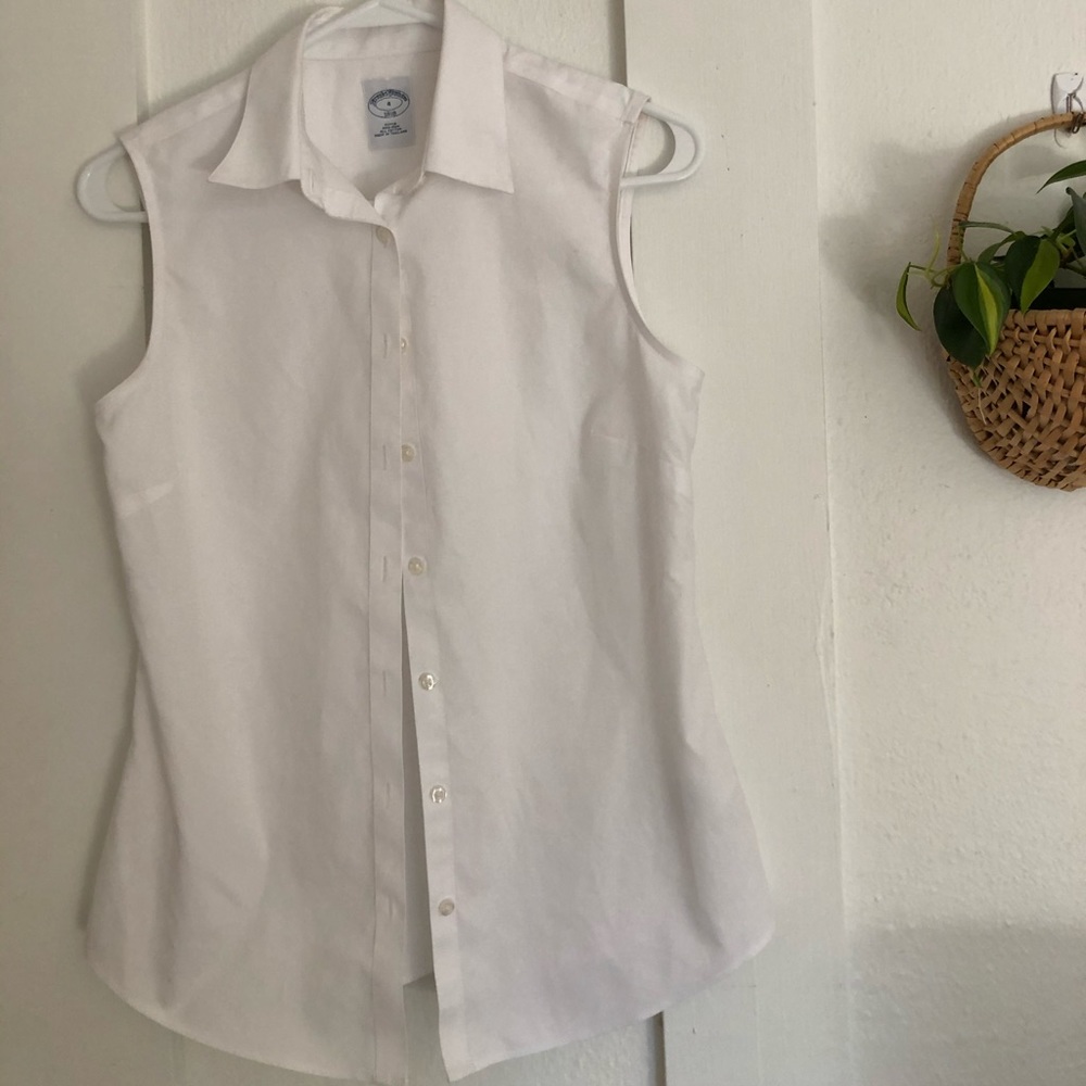 Vintage collared white tank top
